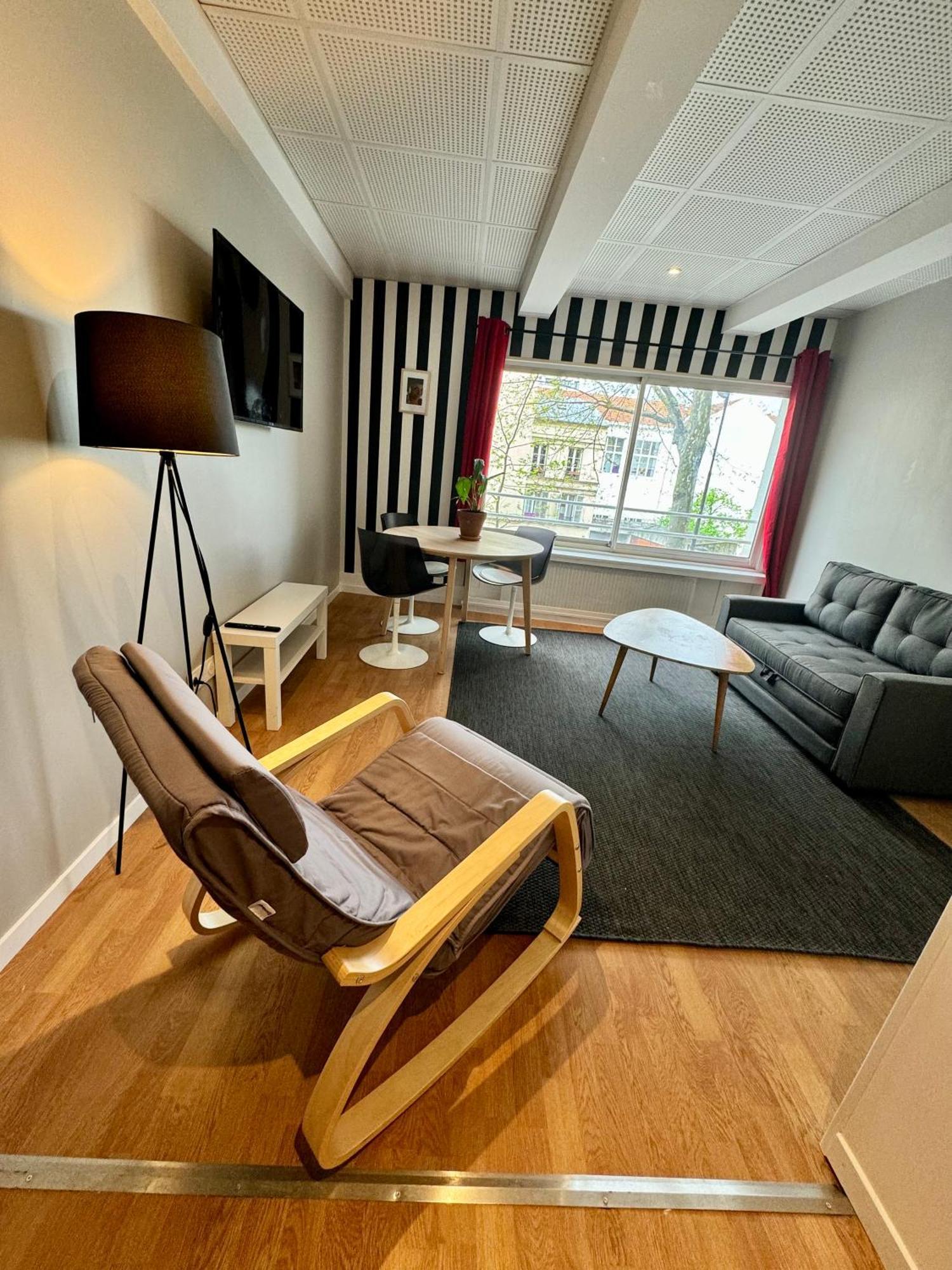 Appartement Lumineux Et Renove Pres De Montmartre "Amelie" ปารีส ภายนอก รูปภาพ